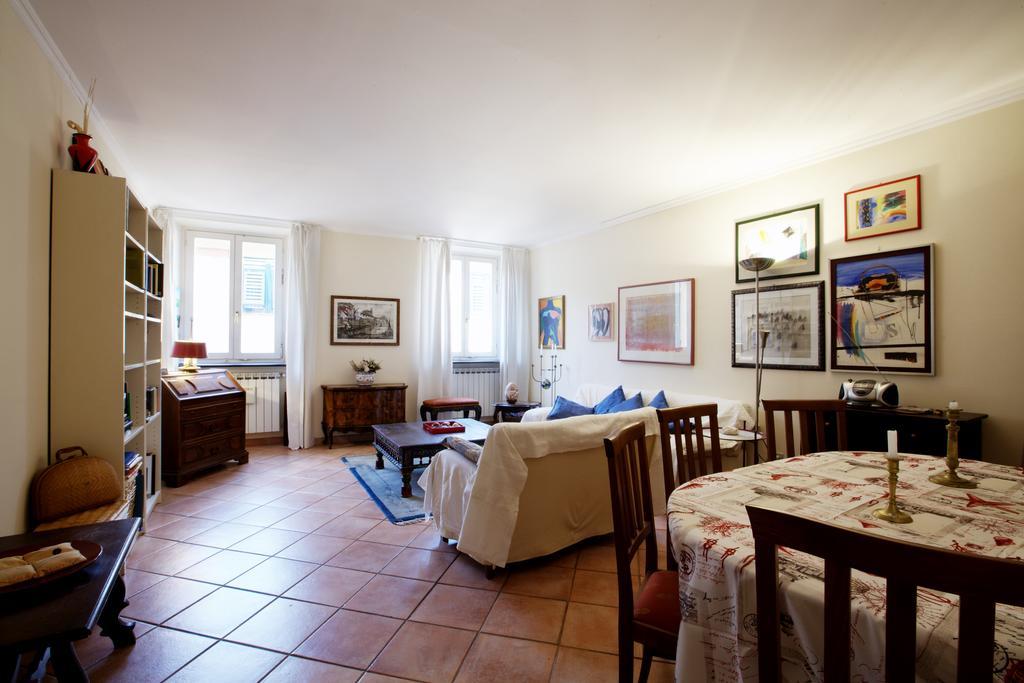 Apartamento Topazio Levanto Habitación foto